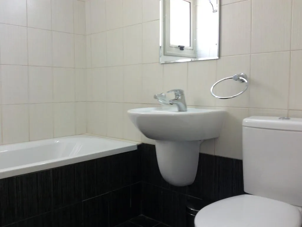Bowker Apartment Протарас Кипр
